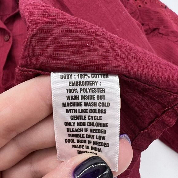 Crown & Ivy Cranberry Embroidered Top NWT 2XL - Picture 5 of 5